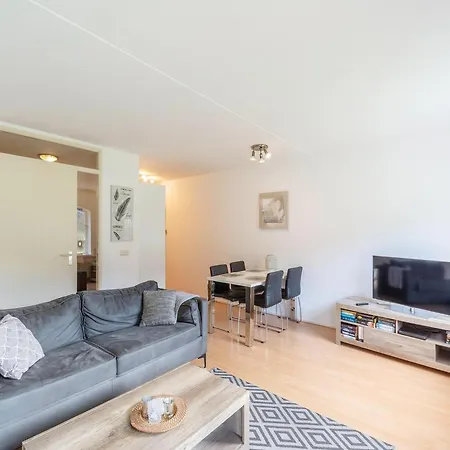 Lägenhet In Julianadorp Aan Zee With Terrace De Zandloper