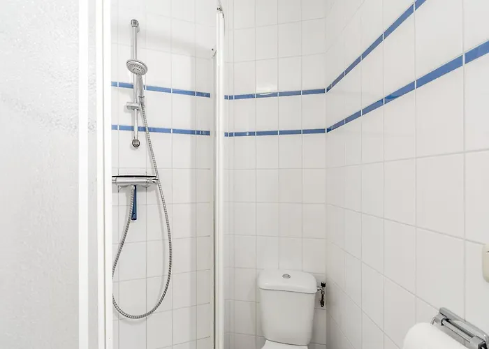 In Julianadorp Aan Zee With Terrace Appartement